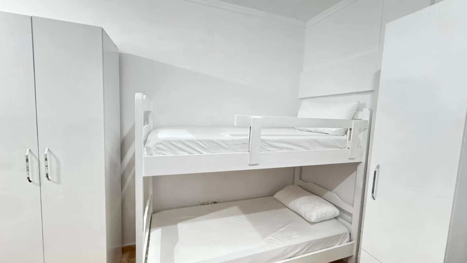Central Affordable Living Tirana 0*,  Albania